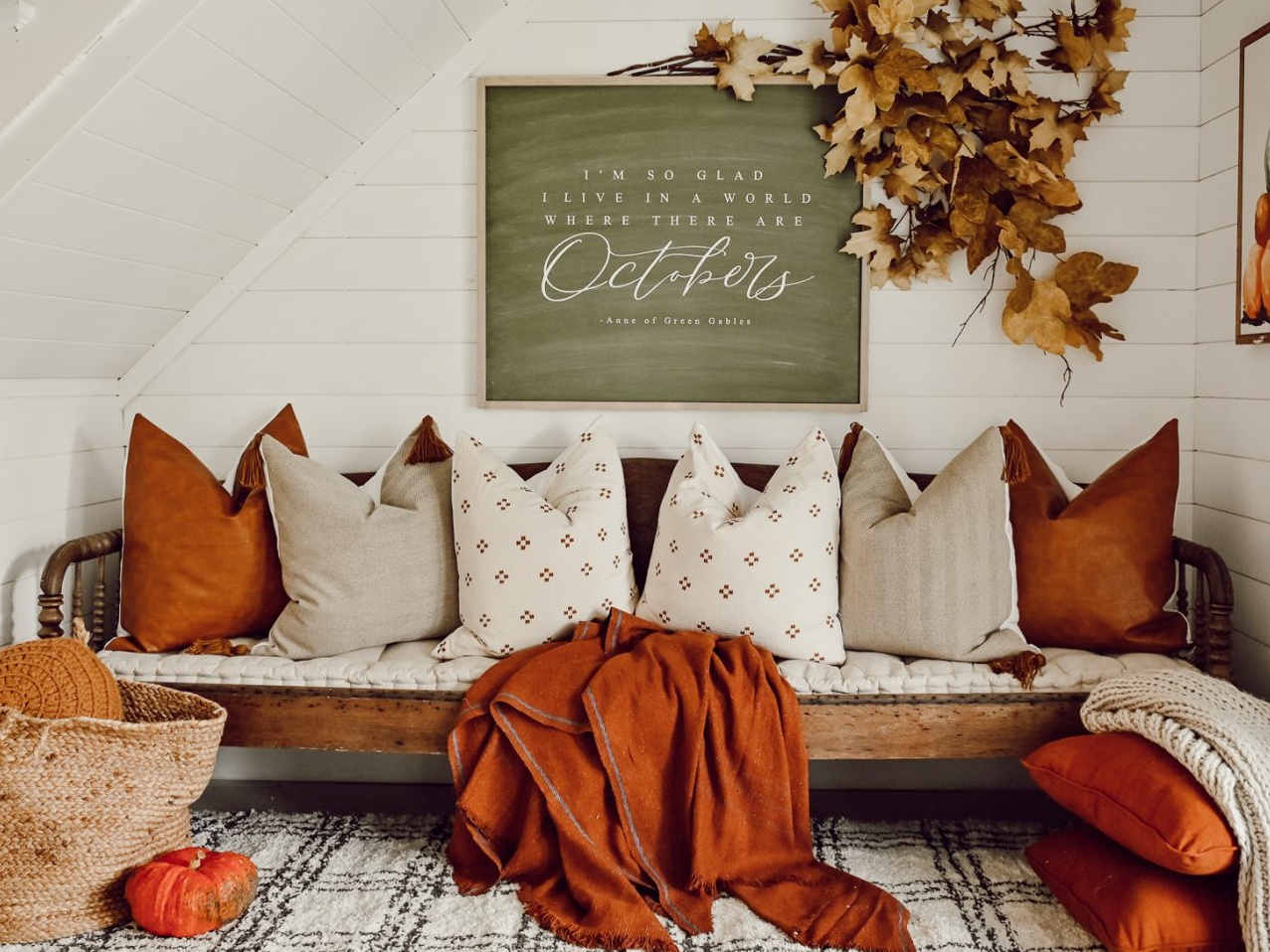 11 Fall Decor Essentials for a Cozy Seasonal Space - Lynne Greene ...